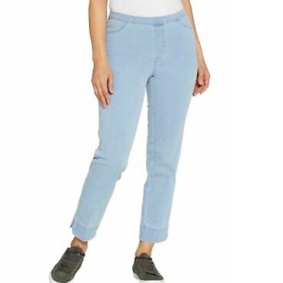 Isaac Mizrahi pull on elastic waist ankle jeans light wash mid rise size… - Picture 1 of 12